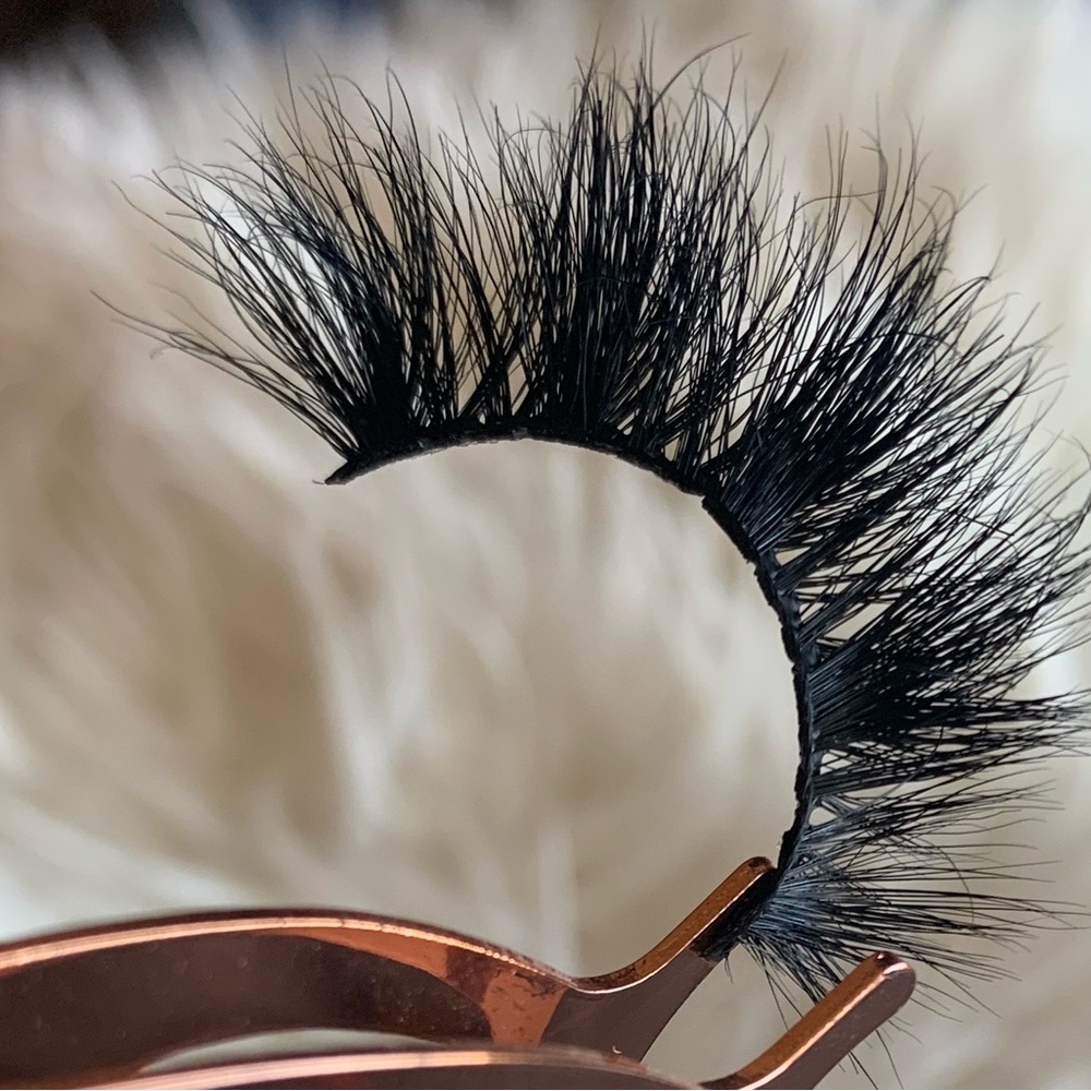 Mink Strip Lashes- TRUSS